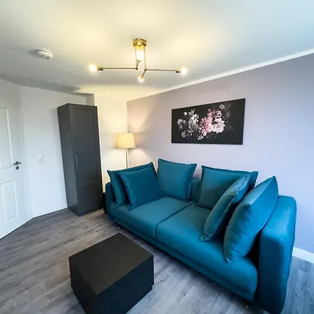 Messewohnung Fuer 4 Gaeste Mit Kostenlosem Parkplatz Hannover Exterior photo