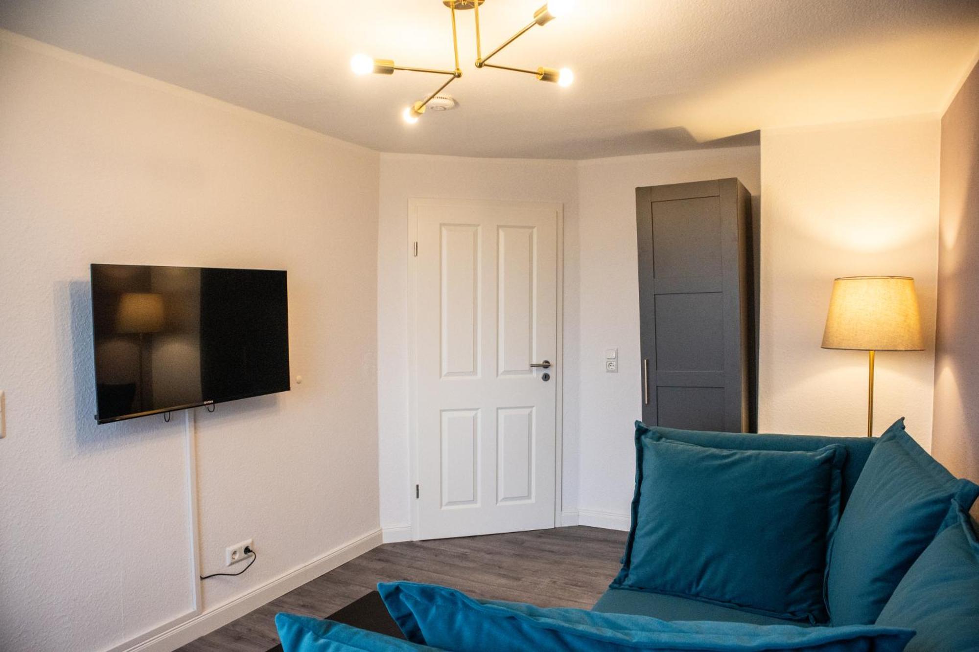 Apartment Messewohnung Fuer 4 Gaeste Mit Kostenlosem Parkplatz *
