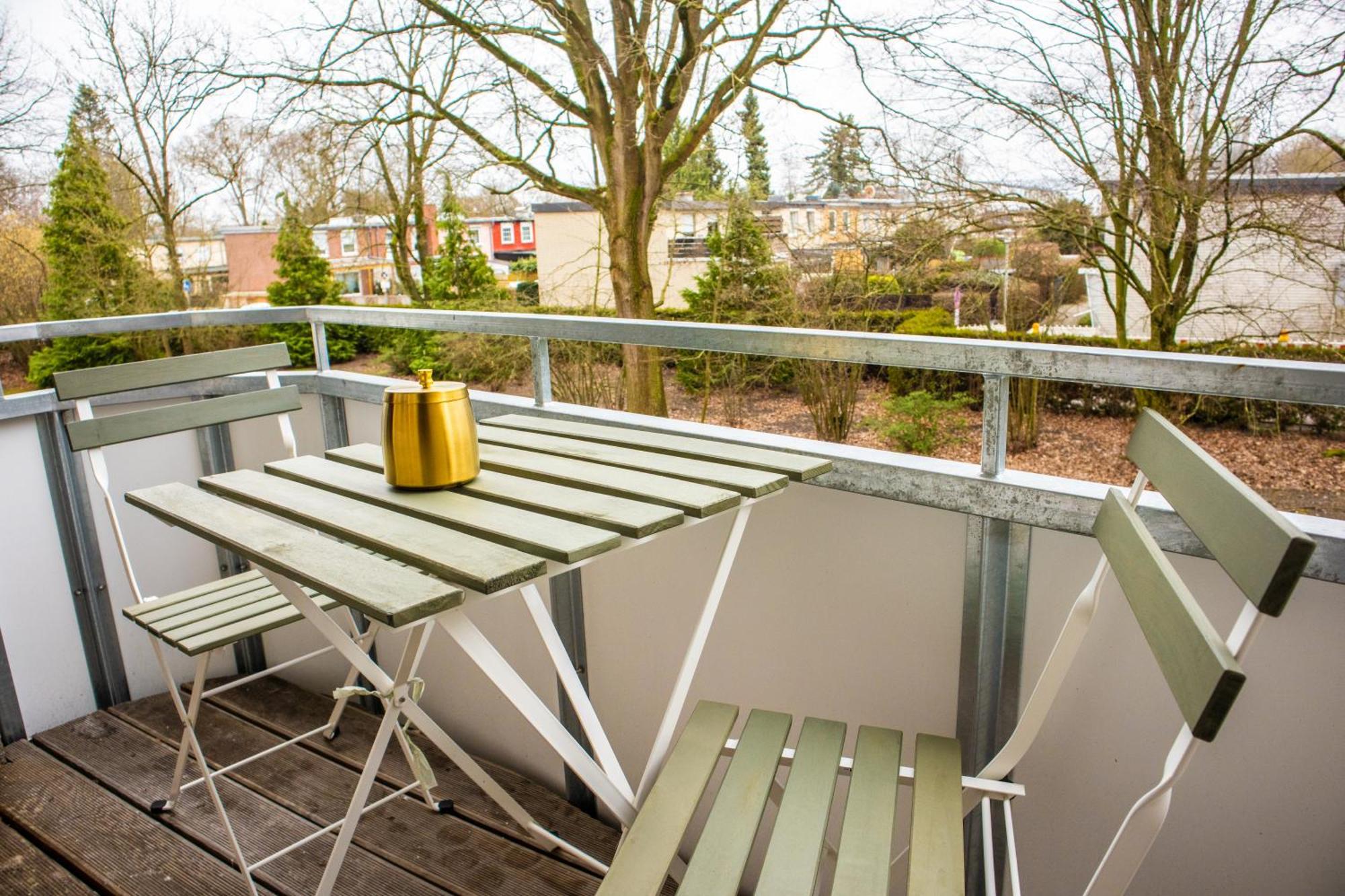 Messewohnung Fuer 4 Gaeste Mit Kostenlosem Parkplatz Apartment