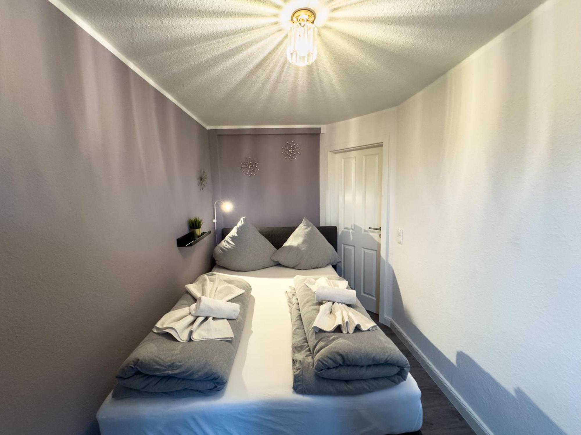 Messewohnung Fuer 4 Gaeste Mit Kostenlosem Parkplatz Apartment *